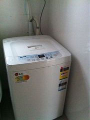 >>  LG Washing Machine 5kg top loader almost new $230.00